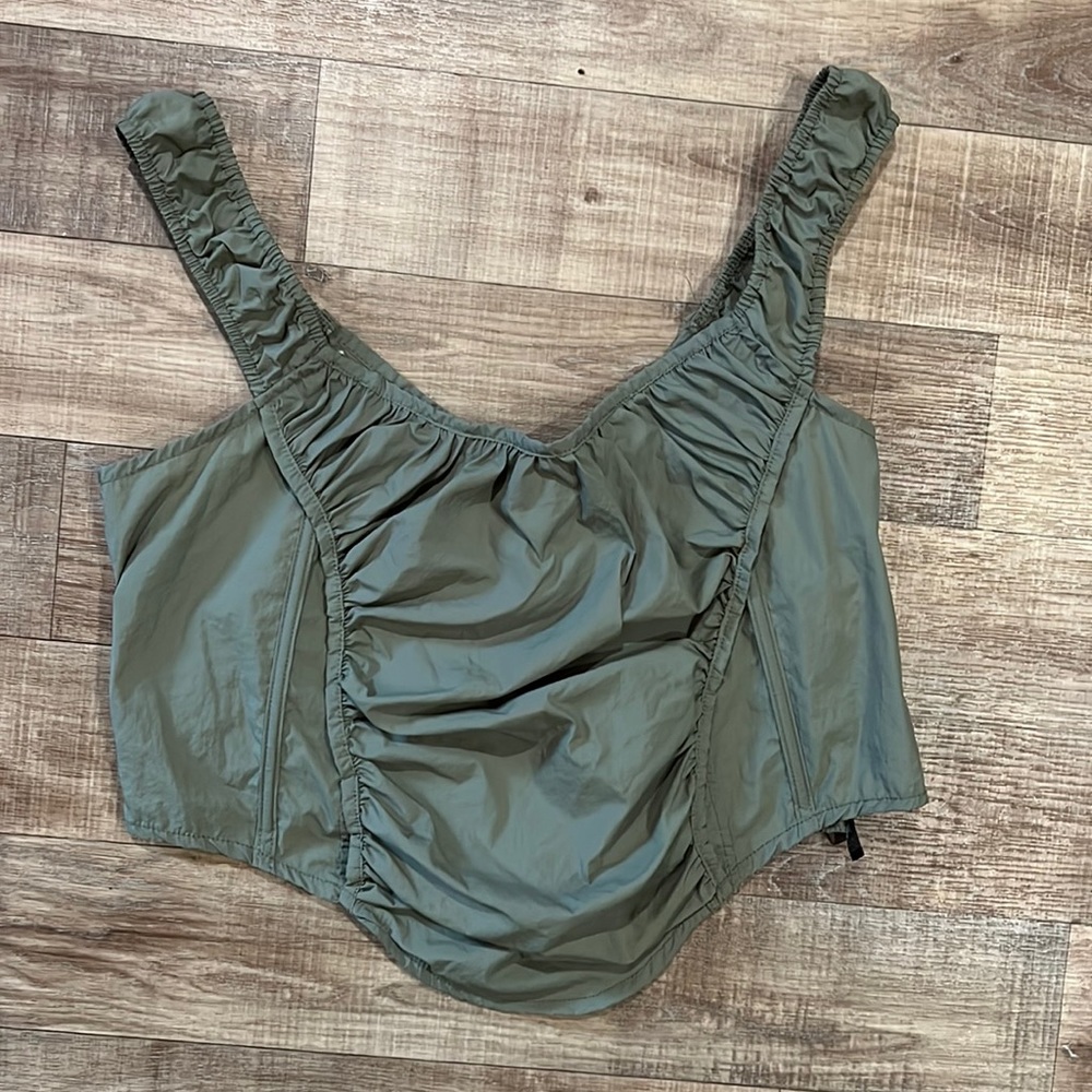 Green leaf corsetish top